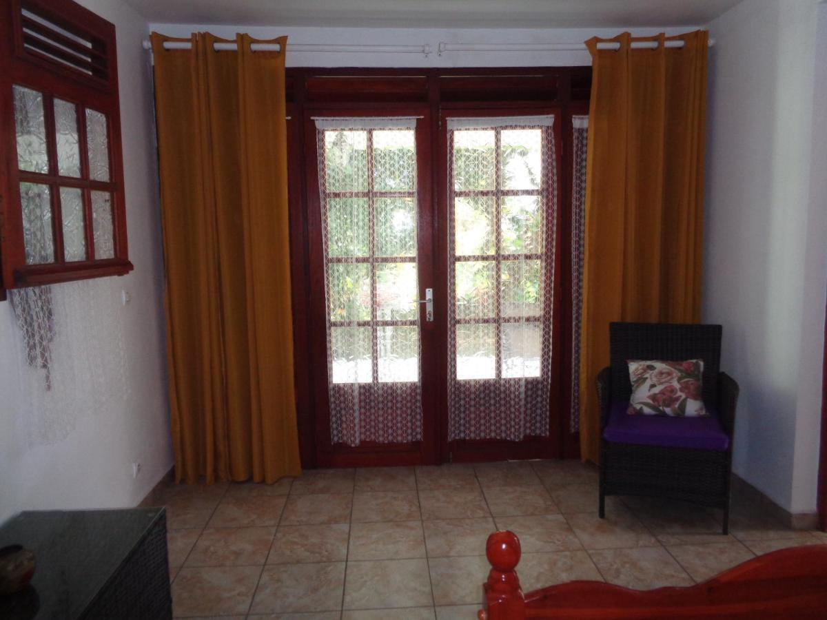 Jardin Bananier Apartment Deshaies Ngoại thất bức ảnh